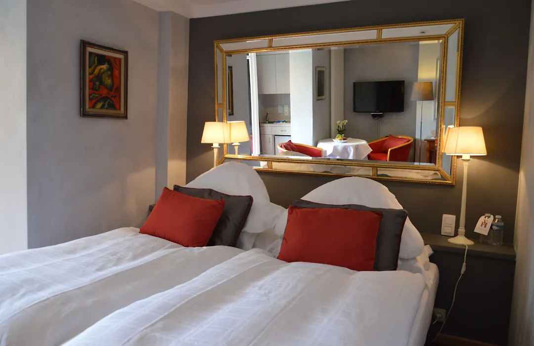 Hotel Manoir Du Dragon-1